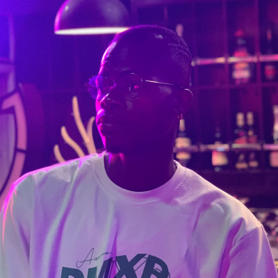 King . Profile Picture