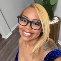 Constance W. Profile Picture