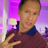 Axel W. Profile Picture
