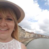 Shari B. Profile Picture