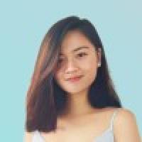 Christine F. Profile Picture