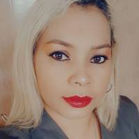 Nathalie S. Profile Picture