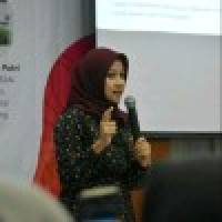Nadya R. Profile Picture