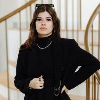 Karla H. Profile Picture