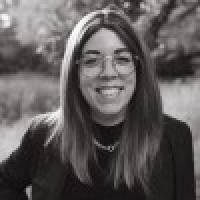 Linzi M. Profile Picture