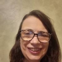 Tina M. Profile Picture