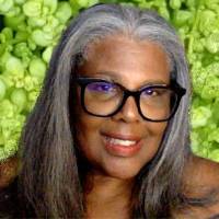 Yasmin D. Profile Picture